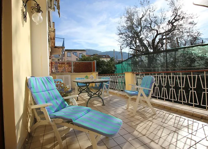 Domus Marziale Apartment Sorrent