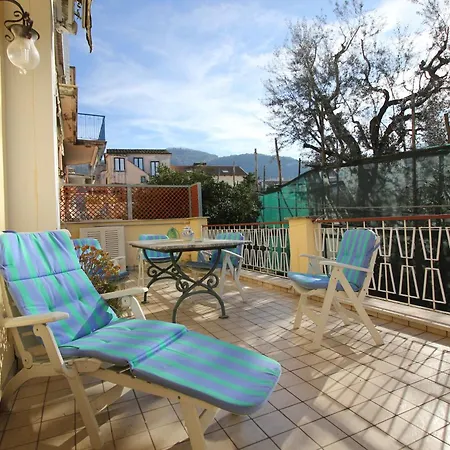 Domus Marziale 公寓 索伦托